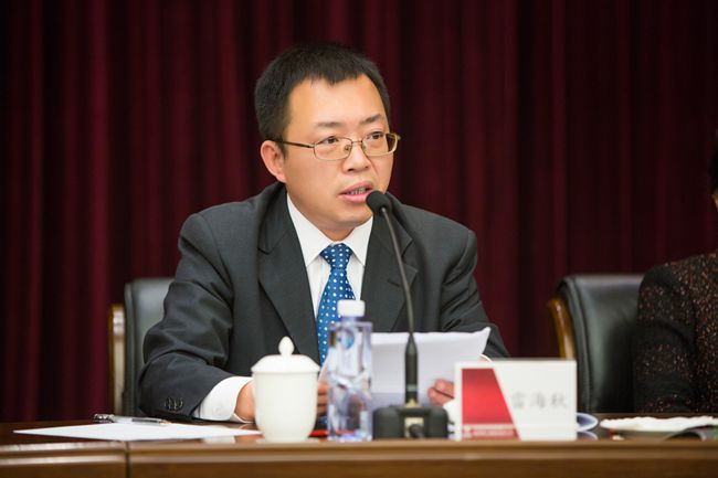 20170222080259.jpg 中聯(lián)辦經(jīng)濟(jì)部雷海秋部長(zhǎng)做重要講話_副本.jpg