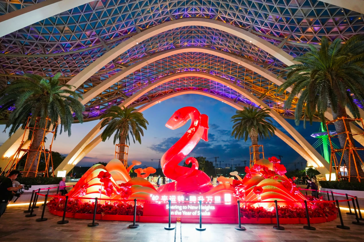 中免集團以“免稅+非遺”煥新春節(jié)消費體驗，助推海南文旅市場熱潮